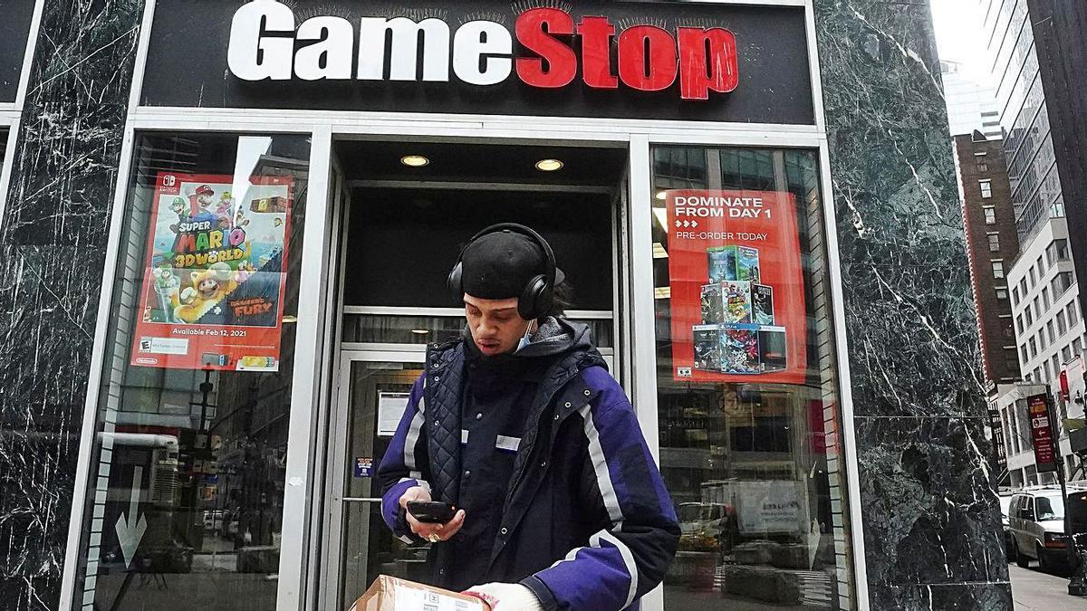 Una tienda de GameStop en Nueva York.   | // REUTERS