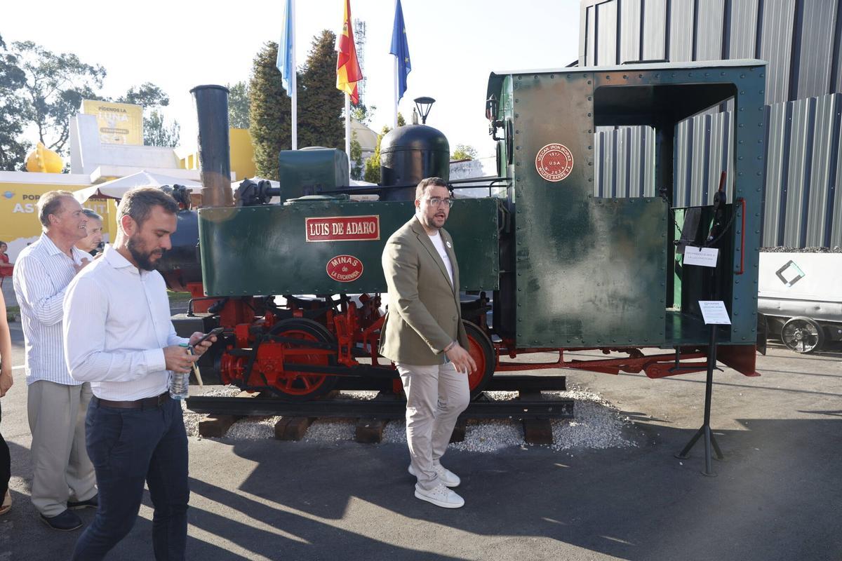 La visita de Adrián Barbón a la Feria de Muestras, en imágenes La visita de Adrián Barbón a la Feria de Muestras, en imágenes