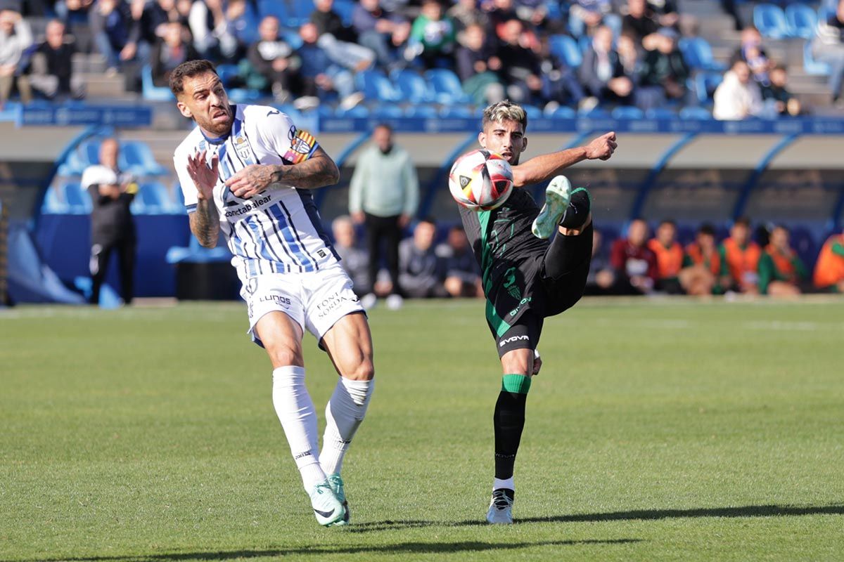 Atlético Baleares-Córdoba CF:  el partido en imágenes