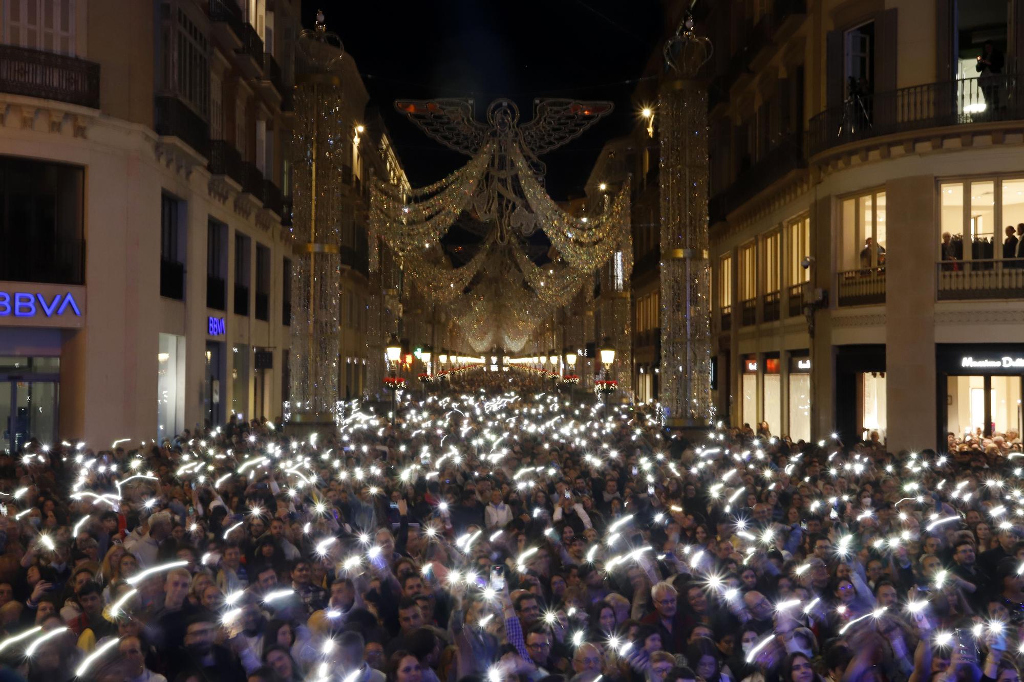 Navidad en Málaga | La calle Larios enciende sus luces de Navidad