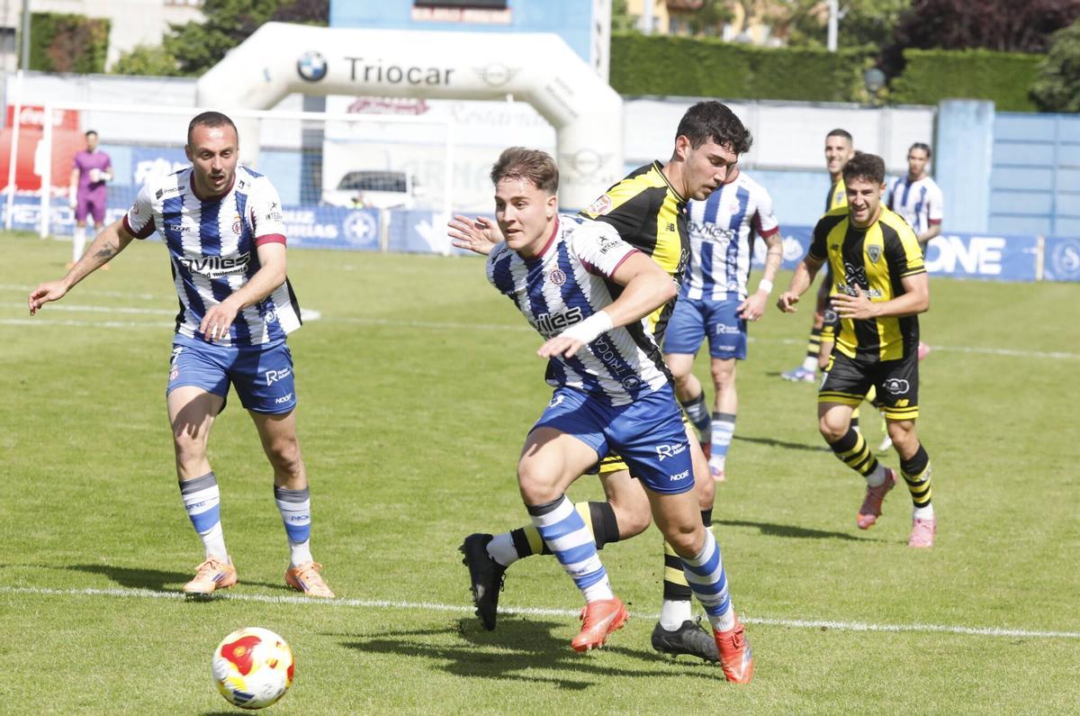EN IMÁGENES: El Avilés se juega la salvación a una última bala: estrepitosa derrota ante el Barakaldo