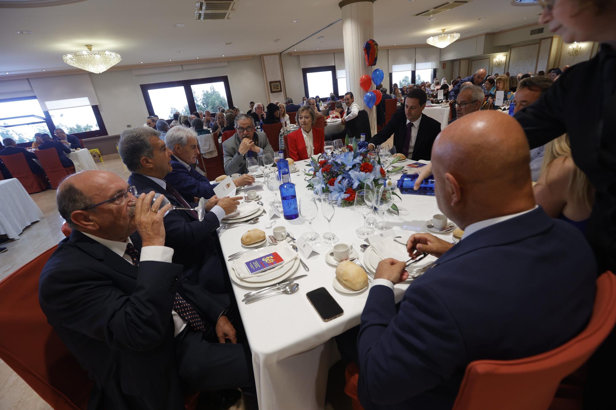 EN IMÁGENES: Joan Laporta celebra el 50 aniversario de la Peña Barcelonista Julio Alberto en Mieres