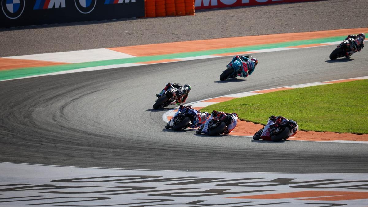 Resumen del viernes en el GP de Cheste