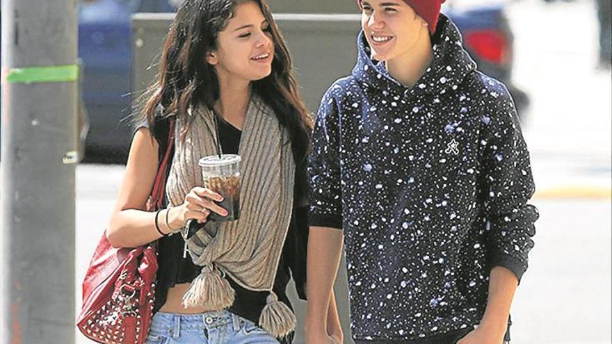 Justin Bieber y Selena Gomez son pareja