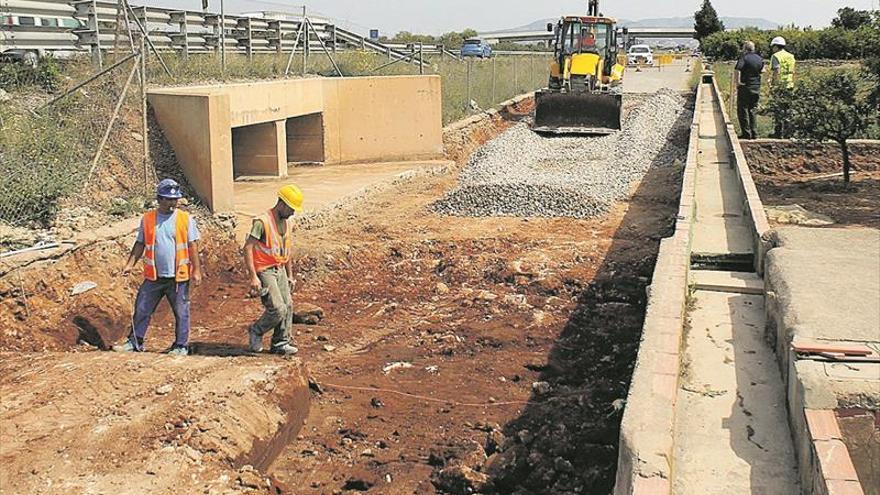 Servicios Públicos da un nuevo impulso al arreglo de caminos