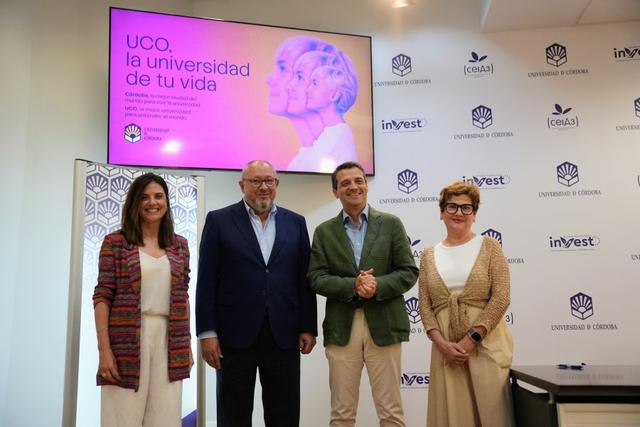 De izquierda a derecha, Carmen Jiménez, Manuel Torralbo, José Mª Bellido y Rosa Aparicio, en la presentación de la campaña de este año.