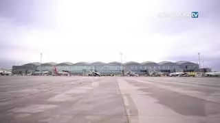 La Semana Santa convierte abril en un mes de verano en el aeropuerto Alicante-Elche