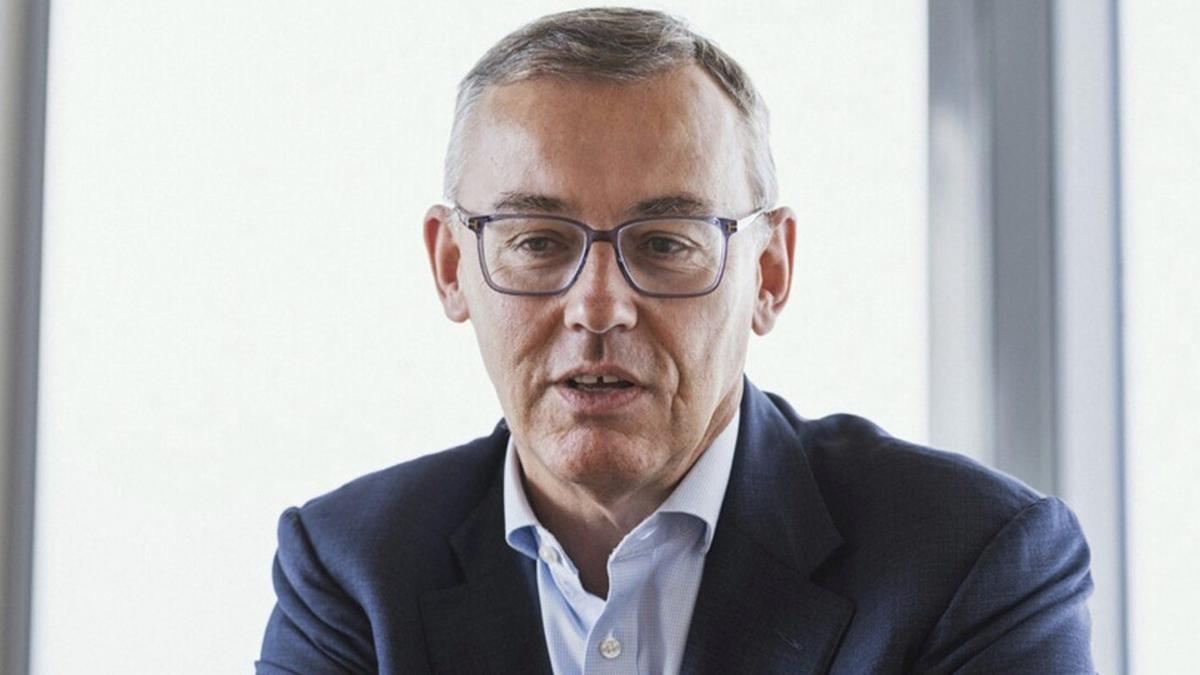 Alain Favey, CEO de Peugeot.