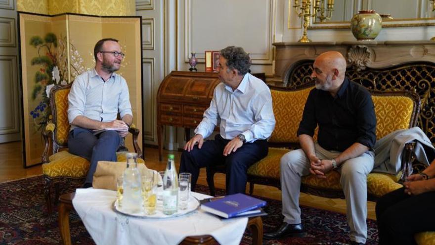 Reunión con el teniente de alcalde de la urbe alsaciana.   | // J. B. C.