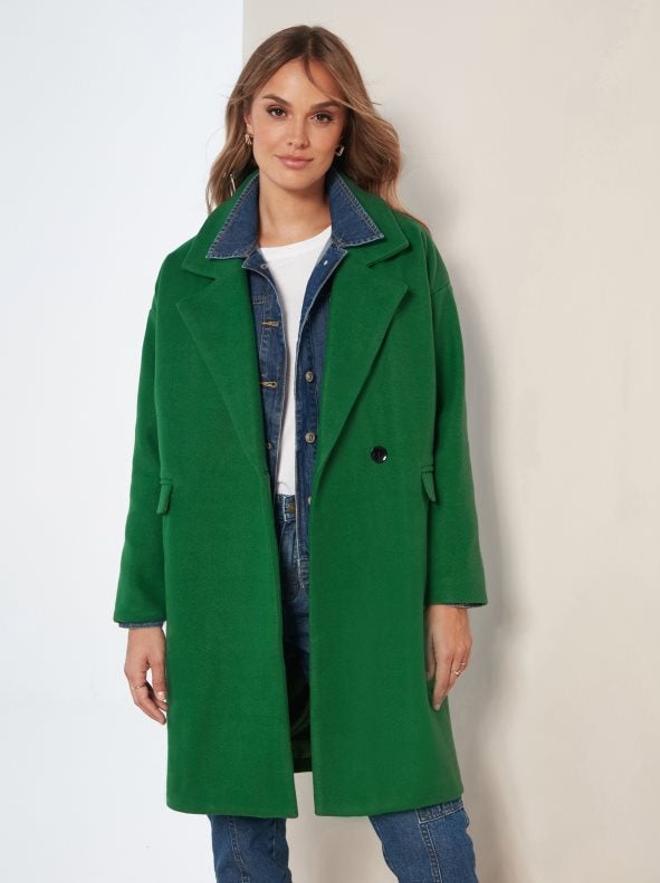 Abrigo verde de paño de Venca