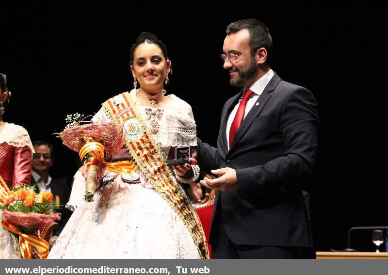 GALERIA FOTOS -- Vila-real homenajea a la reina y damas de fiestas