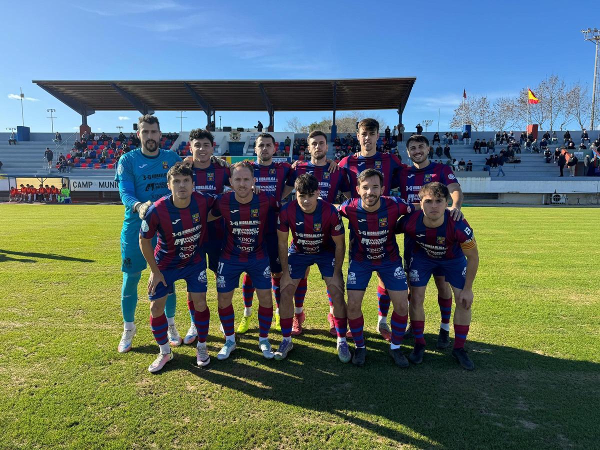 Imagen del once del Poblense que ganó al Girona B en el Municipal de sa Pobla.