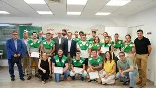 La primera promoción del centro universitario de la UCO en Pozoblanco finaliza su formación en ganadería de leche