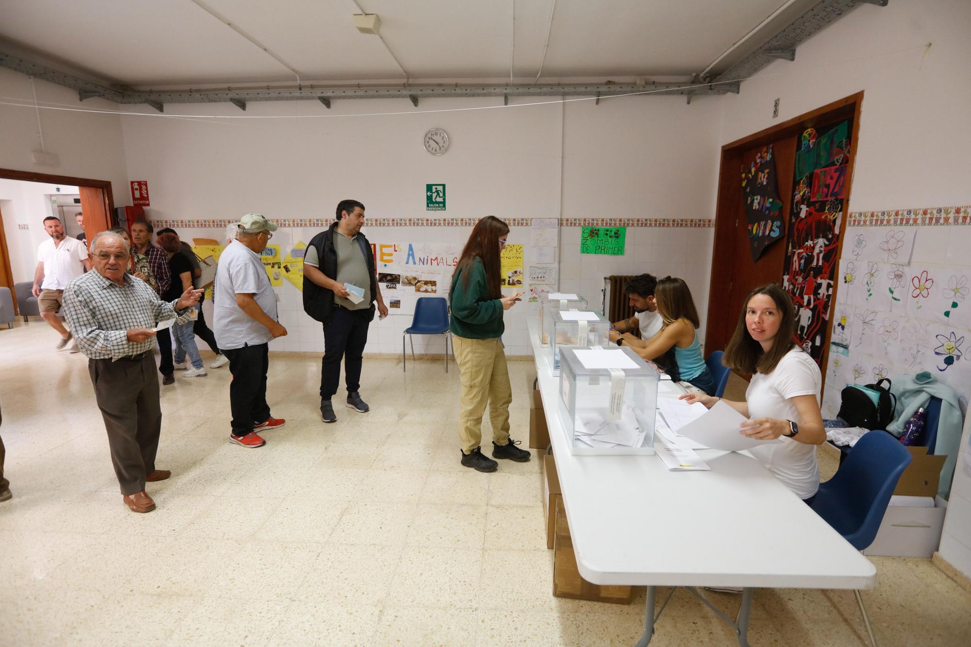 Todas las imágenes de la jornada de elecciones en Ibiza y Formentera