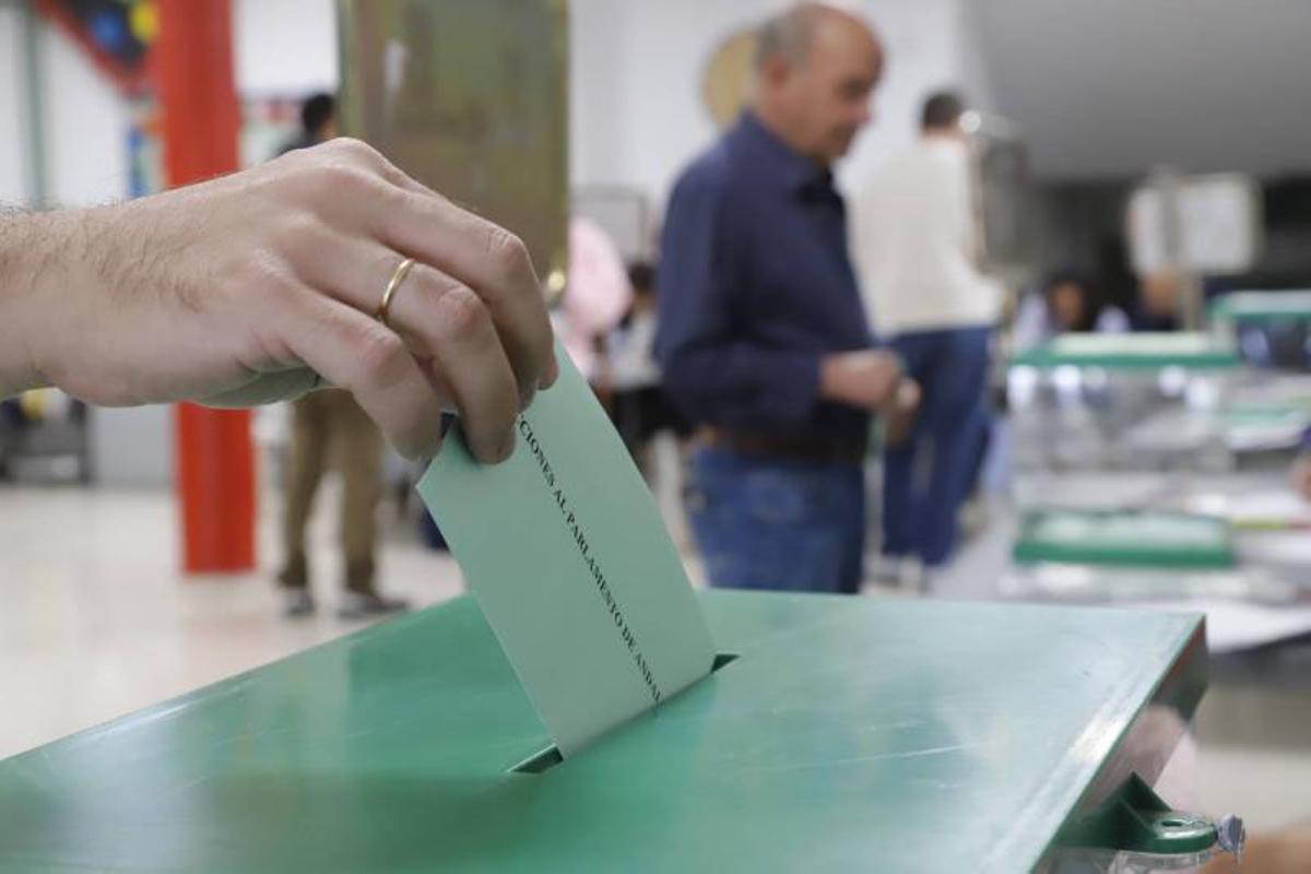 Córdoba capital vota para las elecciones andaluzas Córdoba capital vota para las elecciones andaluzas