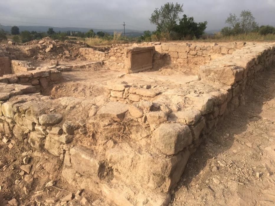 Restes arqueològiques trobades als plans de Santa Caterina