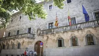 Piden 90 años de cárcel a cinco jóvenes por violar en manada a dos menores en Mallorca
