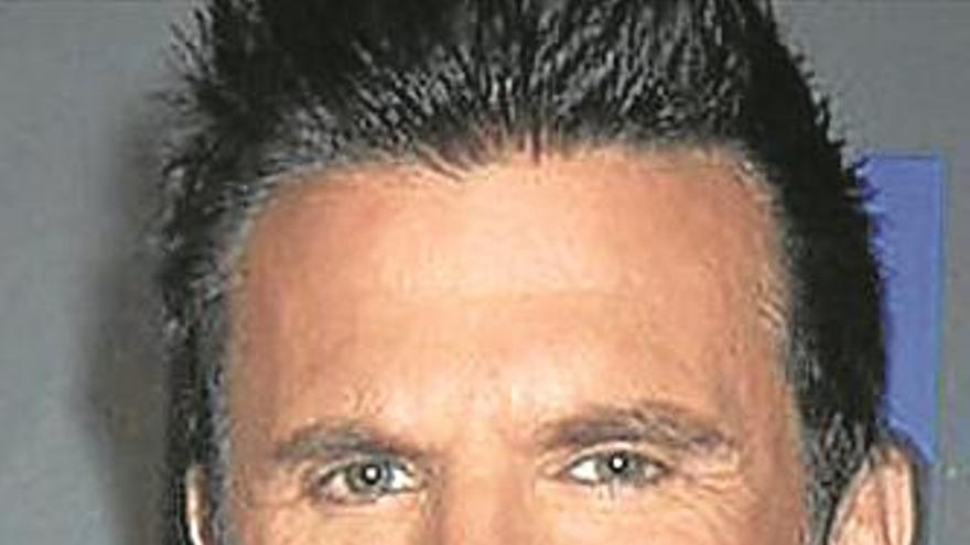 Lorenzo Lamas se divorcia por quinta vez