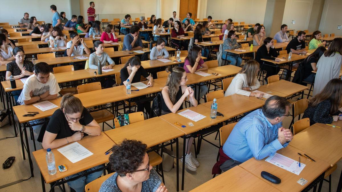 Un examen de oposición realizado en la Facultad de Informática de la UDC
