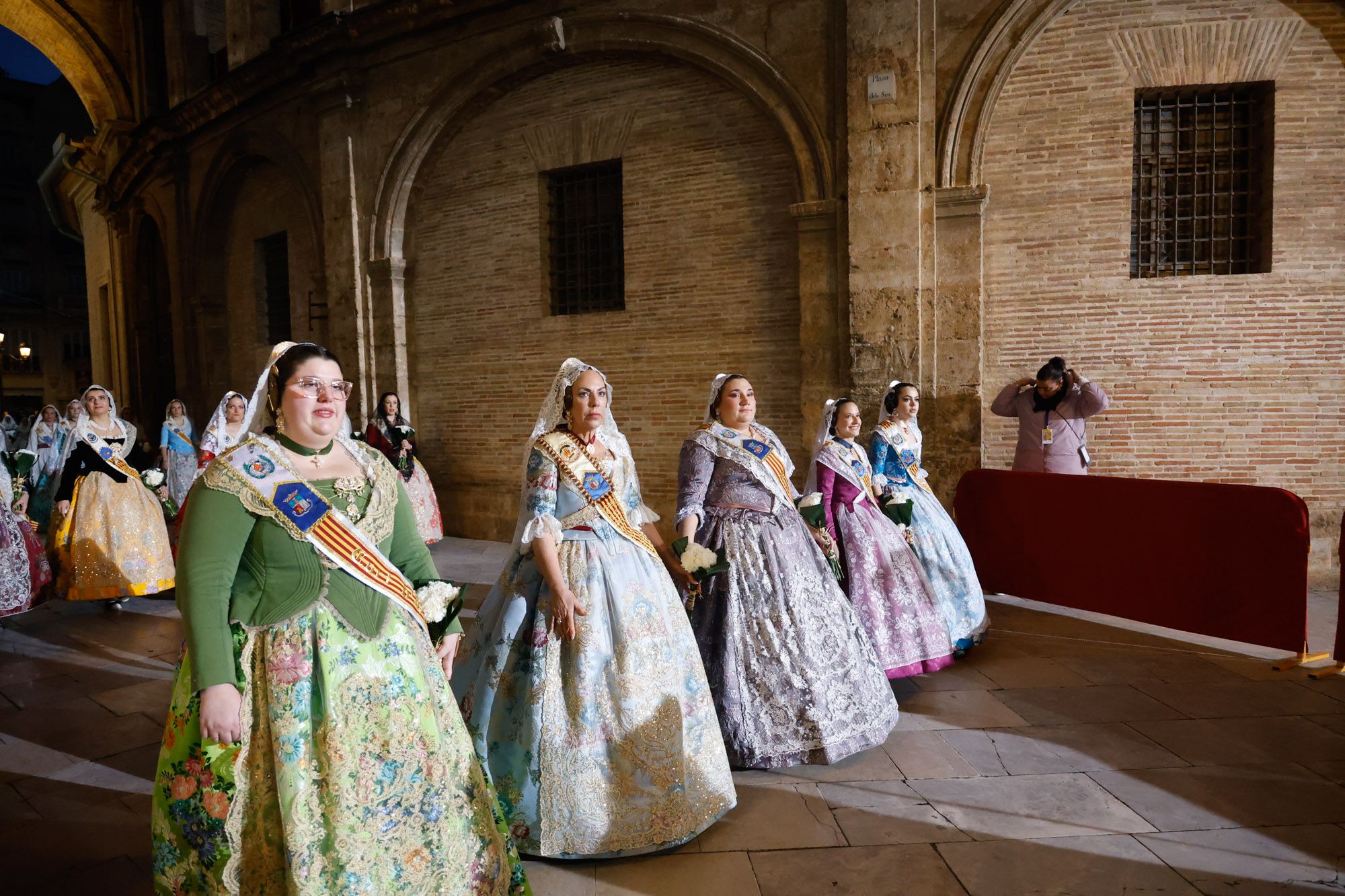 Todas las fotos de la Ofrenda del 17 de marzo por la calle de la Paz de 19:00 a 20:00 horas