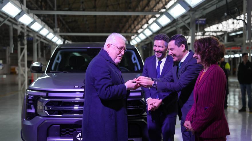 El protagonismo del motor vuelve a Linares: Santana abre sus puertas y cierra un nuevo contrato de todoterrenos