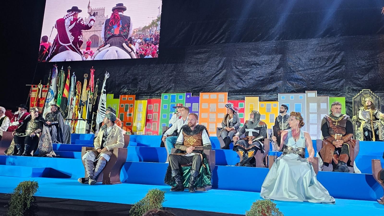 La Vila presenta a sus cargos paera los Moros y Cristianos 2025