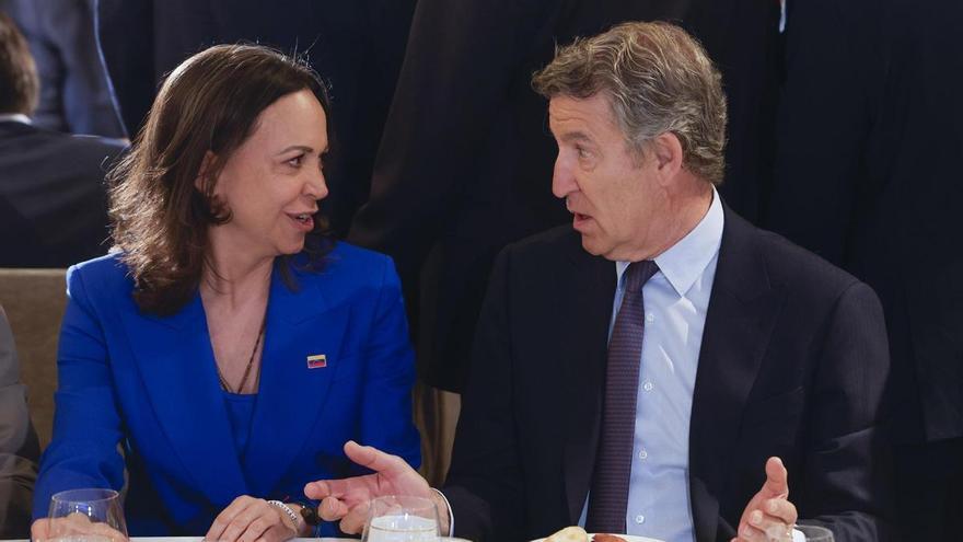 Albares afea a Corina Machado haber venido a España como 