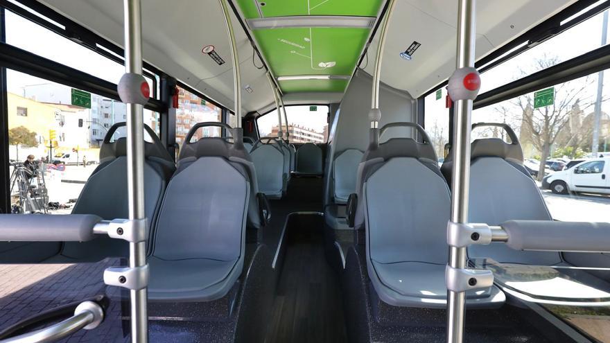 Así son los nuevos autobuses que comenzarán a circular por Zaragoza: dos validadoras y freno automático &#039;antiatropellos&#039;