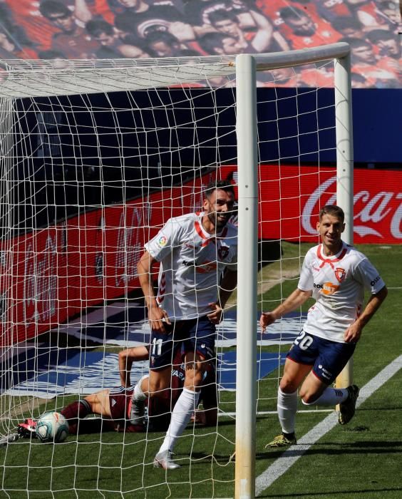 Las mejores imágenes del Osasuna - Celta. // Eduardo Sanz Nieto (LOF) | Villar López (EFE)