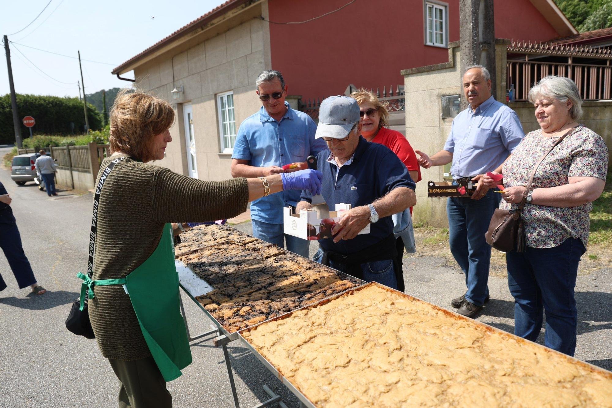 Asistentes a la Festa da Empanada de Millo de Cordeiro.
