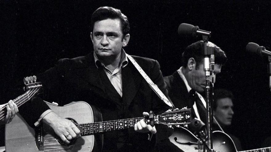 Johnny Cash: los tonos blancos del ‘hombre de negro’