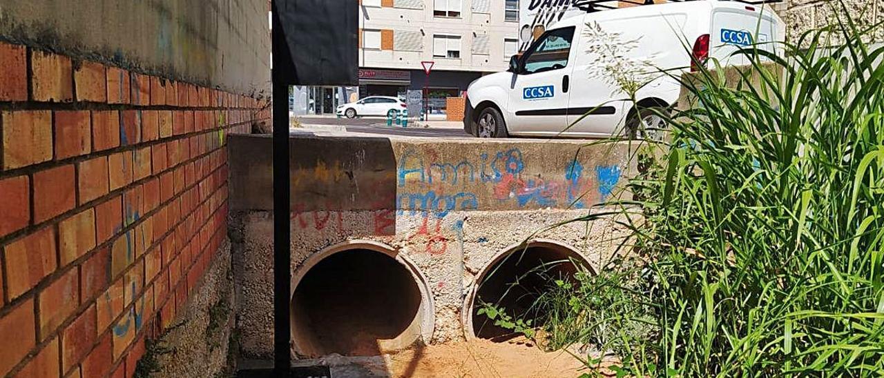 Uno de los sensores a la entrada del agua en el colector.