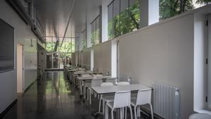 Pasillo sin alumnos de un instituto barcelonés.
