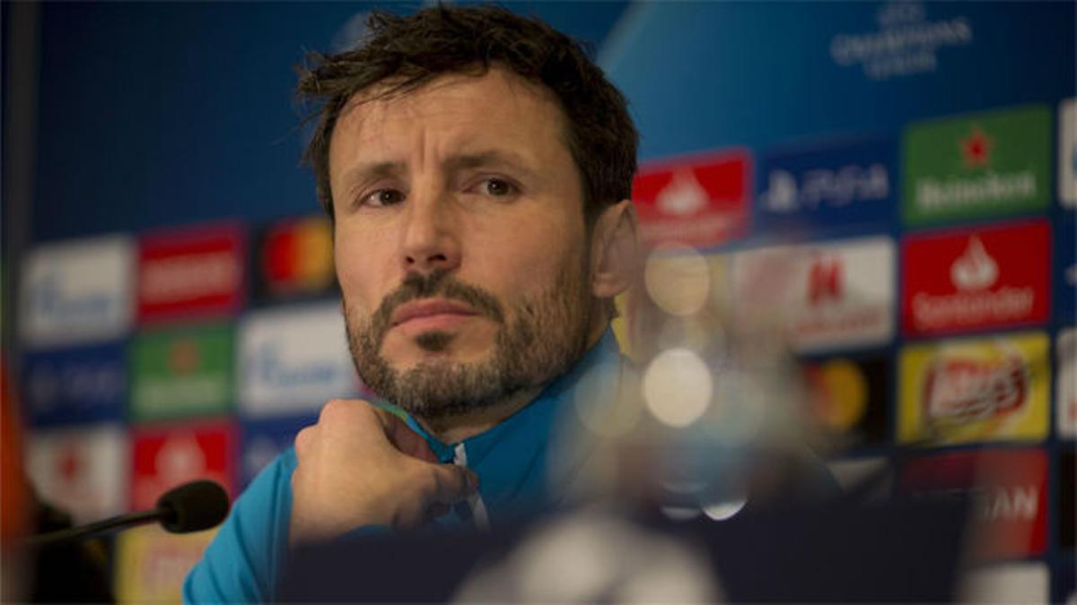 Van Bommel: "Están clasificados, pero vendrán a ganar"