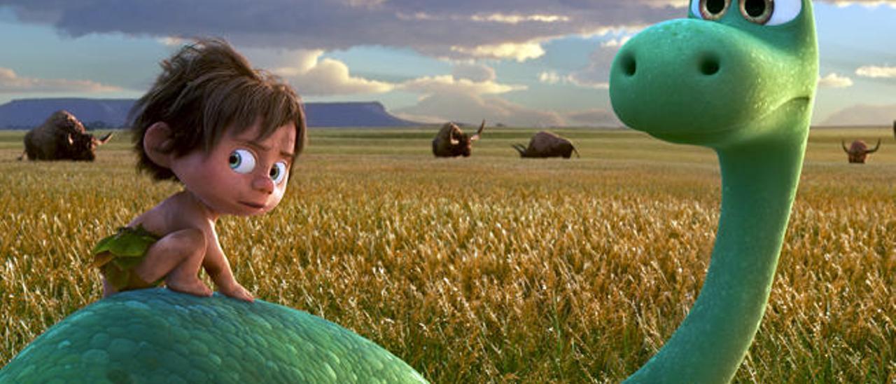 El dinosaurio Arlo y el niño Spot, protagonistas de &quot;El viaje de Arlo&quot;. // Disney Pixar