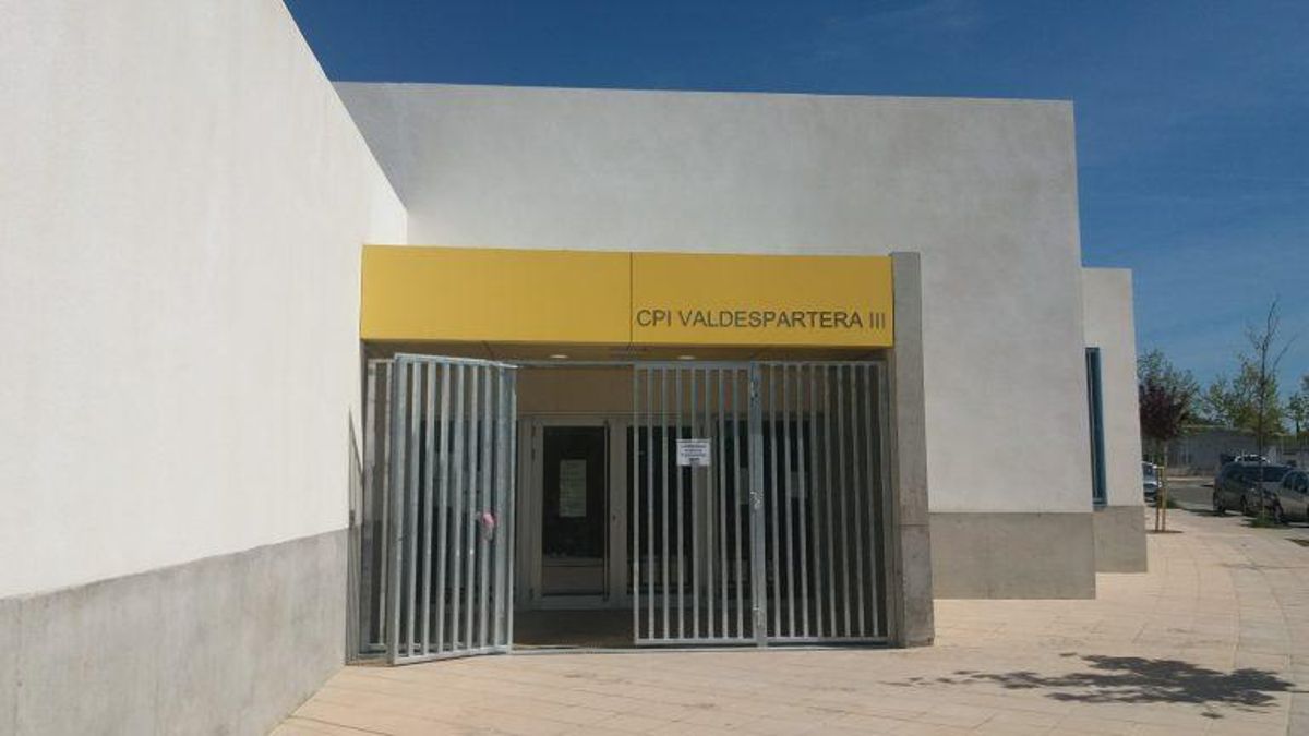 Acceso al colegio Valdespartera III.