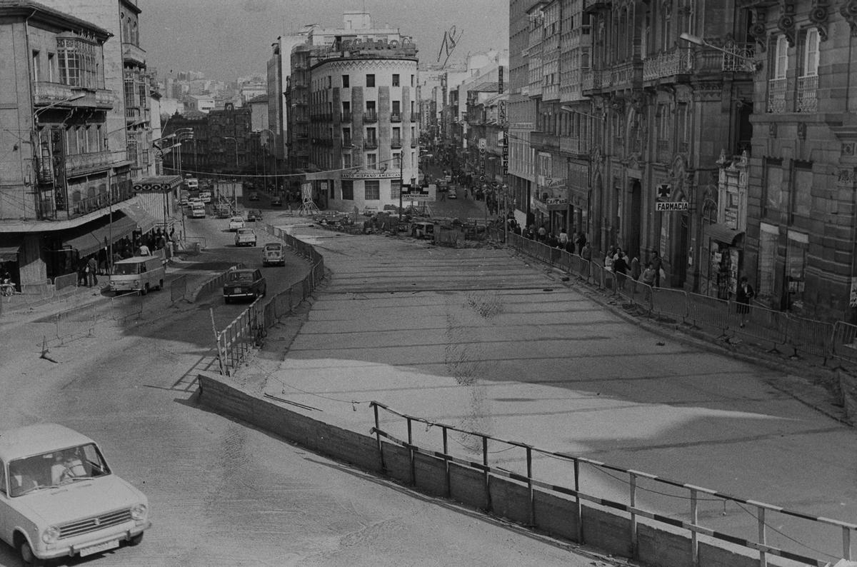 Obras de construcción del parking de Porta do Sol, a principios de 1970. Obras de construcción del parking de Porta do Sol, a principios de 1970.