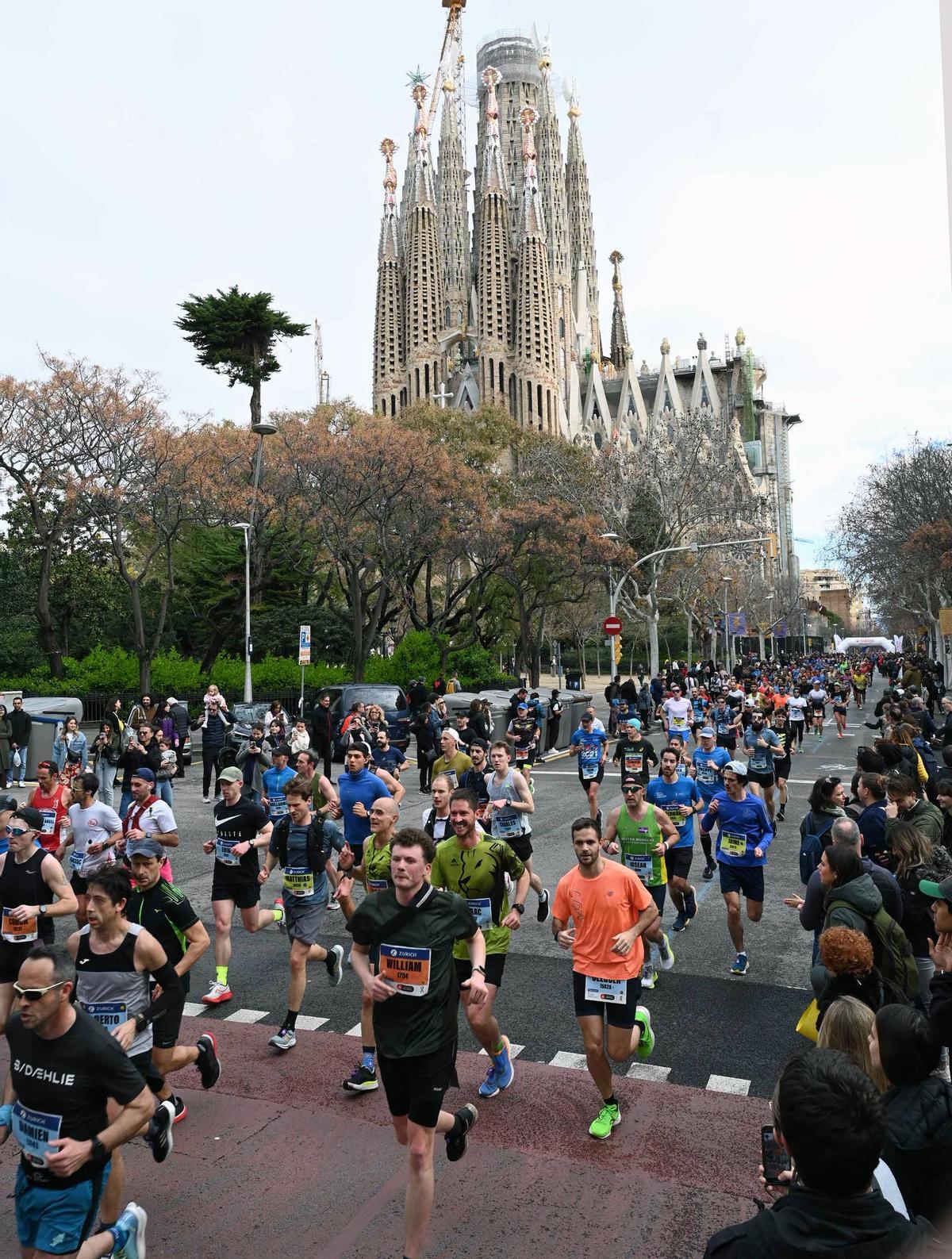 ¿Has participado en la Marató de Barcelona 2024? ¡Búscate en las fotos¡