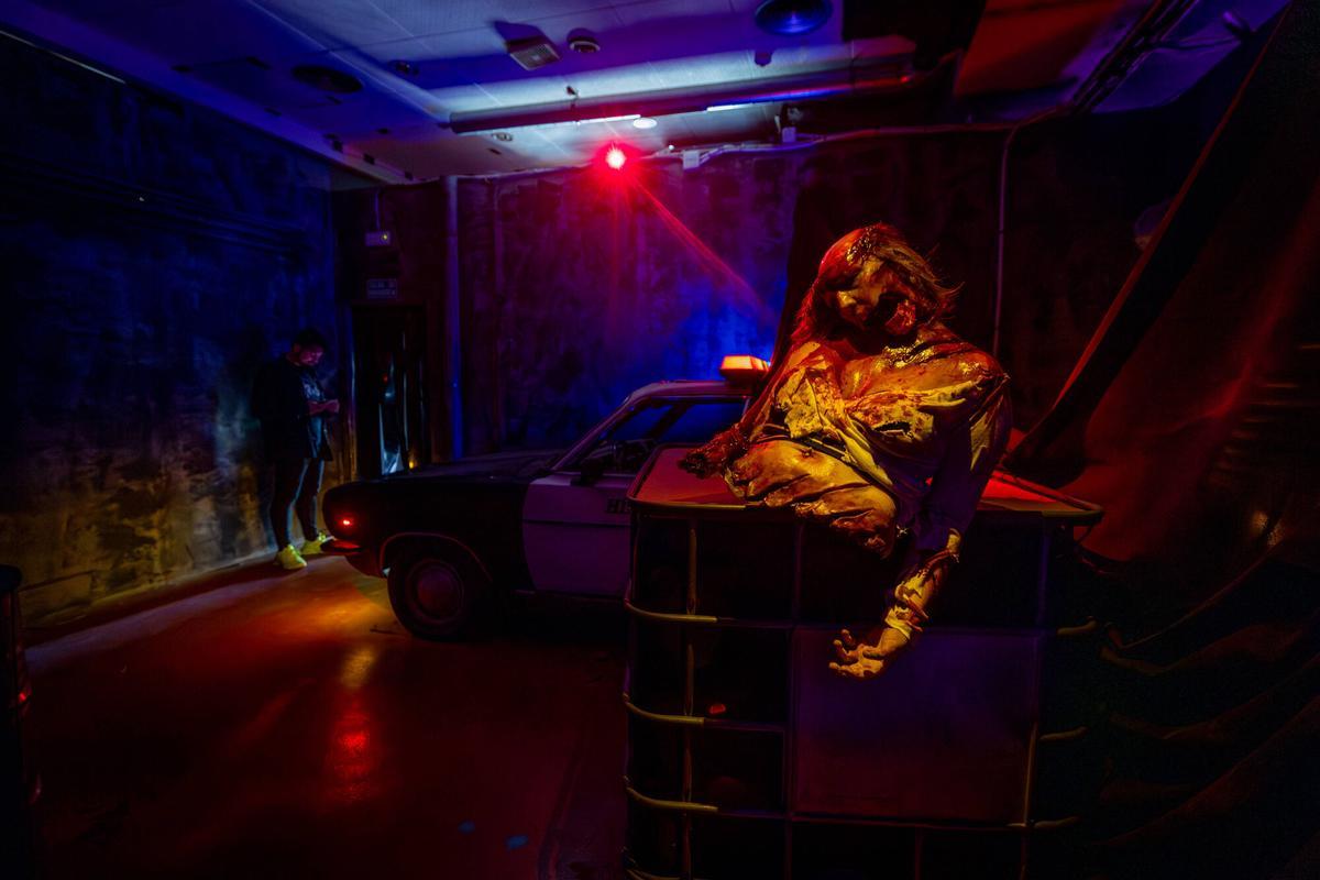 Barcelona 15/10/2025 Barceloneando Donde se crean las pesadillas: David Moreno y Cristina Raya,los creadores de de Horrorland,el mejor parque de terror de Europa. AUTOR JORDI OTIX