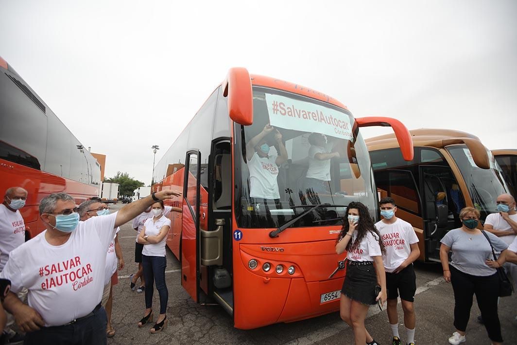 Las empresas de autocares se movilizan para solicitar ayudas económicas