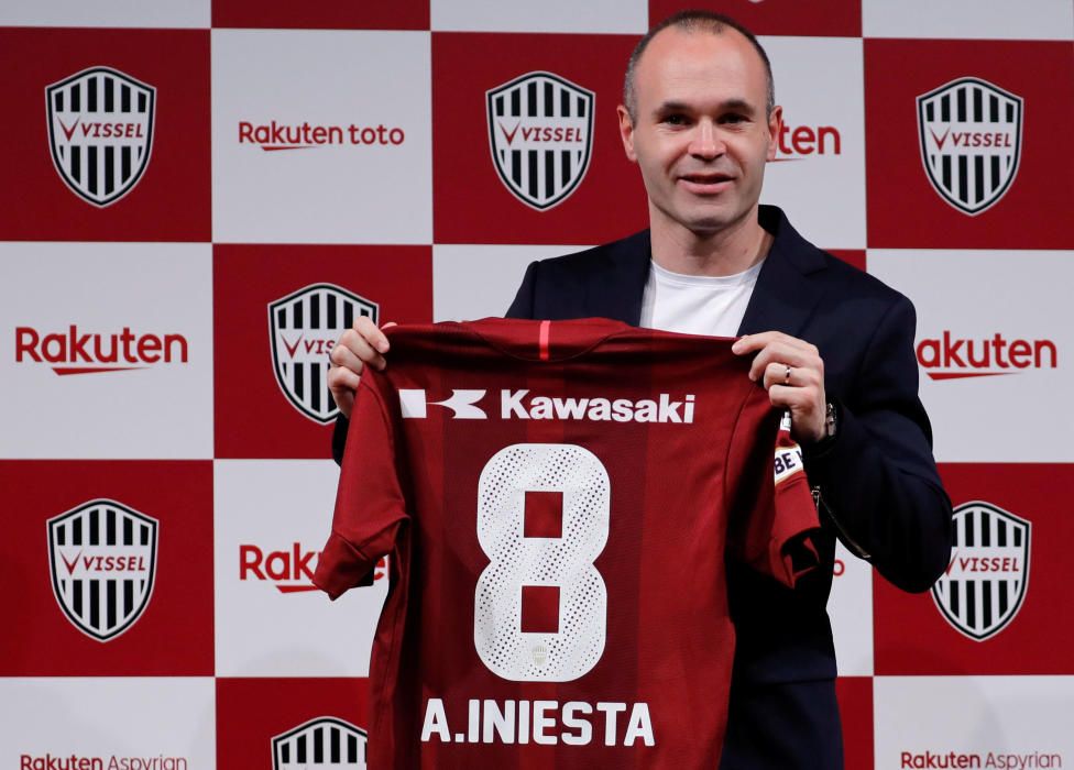 Presentació d'Andrés Iniesta amb el Vissel Kobe