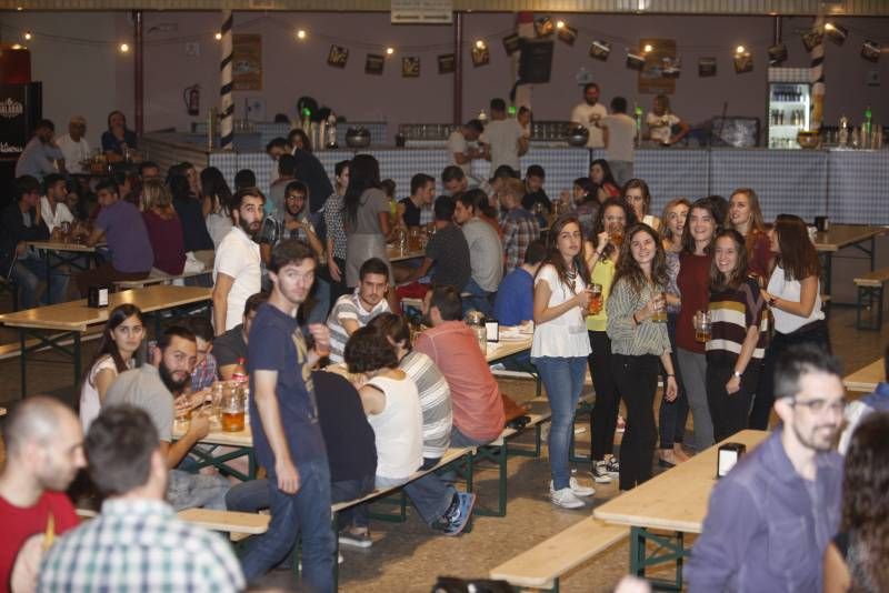 GALERÍA DE FOTOS - La Oktober Food Fest triunfa en la Pérgola