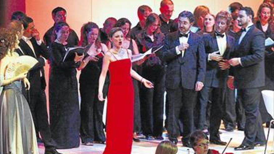 ‘La Traviata’ inunda de ópera el Principal durante el fin de semana