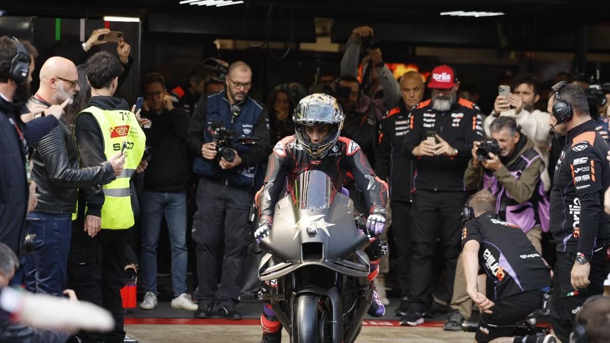 El campeón del mundo Jorge Martin realiza los tests oficiales en Montmeló