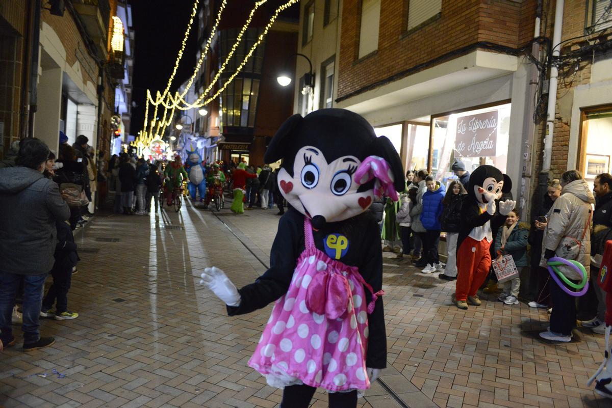 GALERÍA | Papá Noel anticipa su visita a Benavente