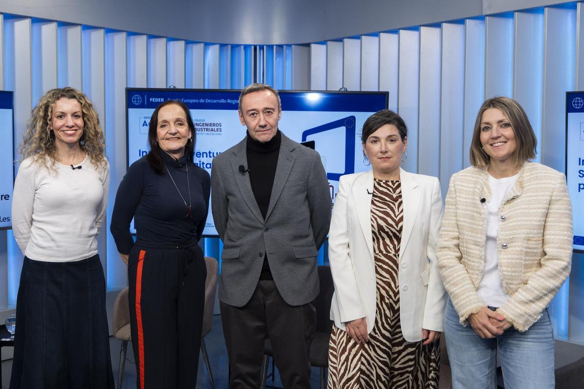 De izquierda a derecha: Silvia Tomás, Nuria Lloret, Domingo Gutiérrez, Silvia Rueda y Miriam Ballester