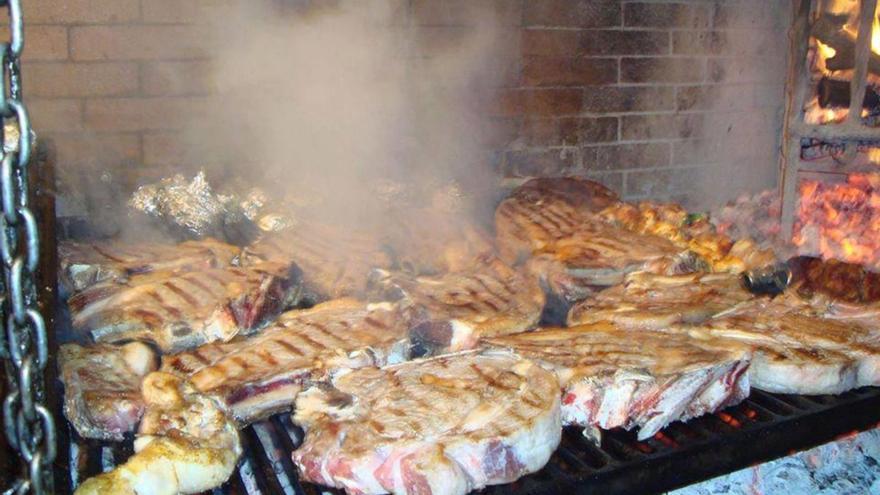 El Churrasco ofereix cuina uruguaiana i catalana amb carns de gran qualitat