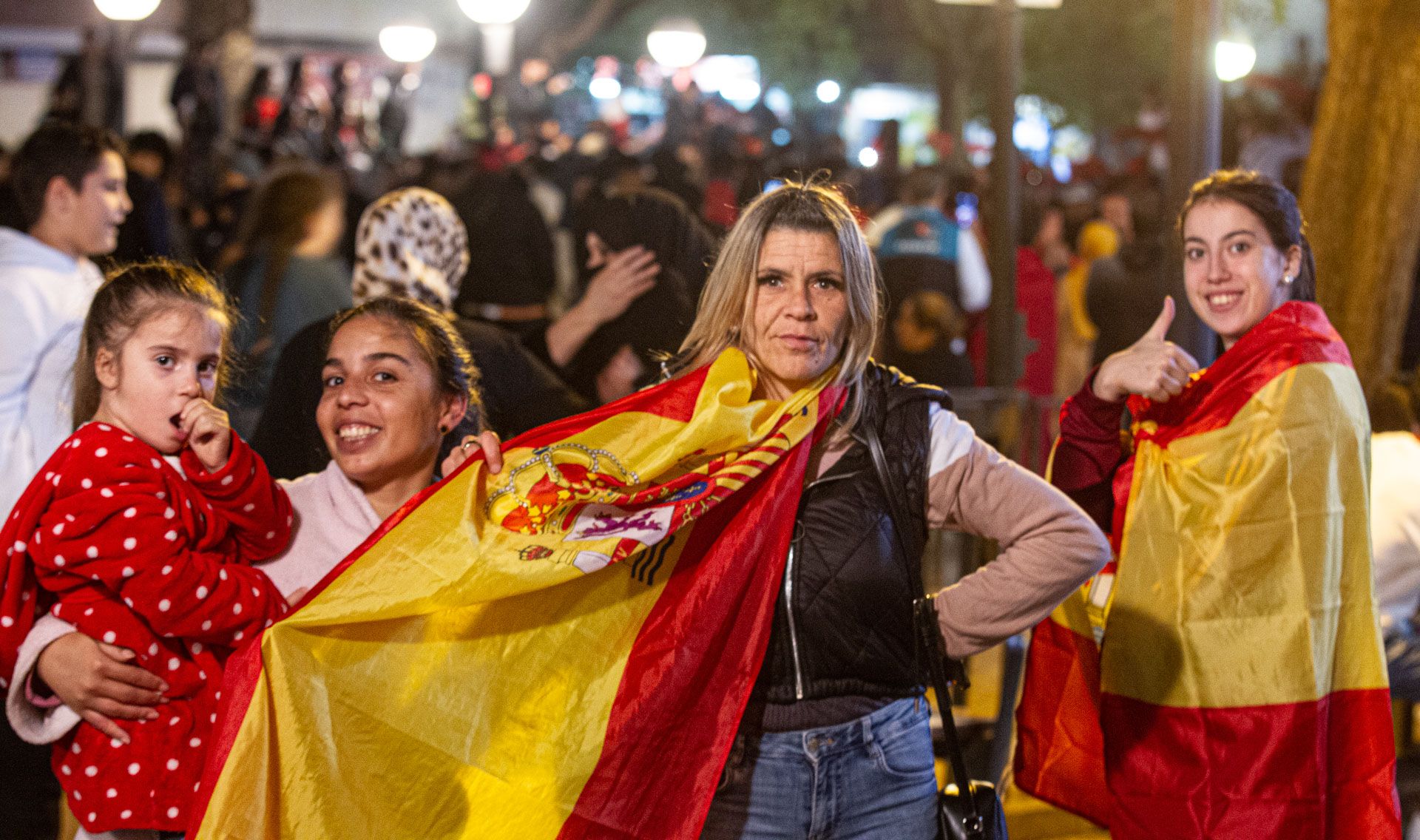 Las imágenes de la celebración en las calles de Alicante tras la victoria de Marruecos