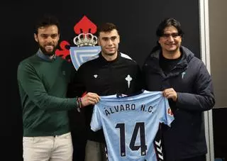Presentación oficial de Álvaro Núñez como nuevo jugador del Celta, en imágenes