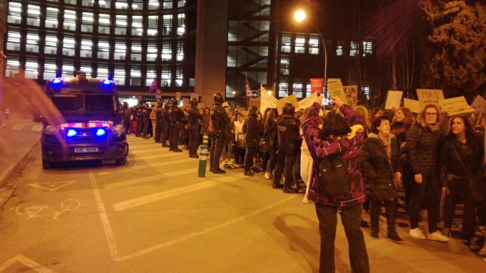 Manifestació 8-M a Manresa